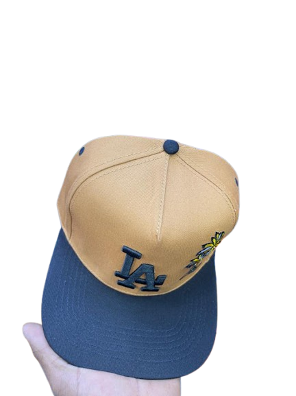 Los Angeles Dodgers Floral Interlocking LA Snapback Cap – Camel Brown & Black